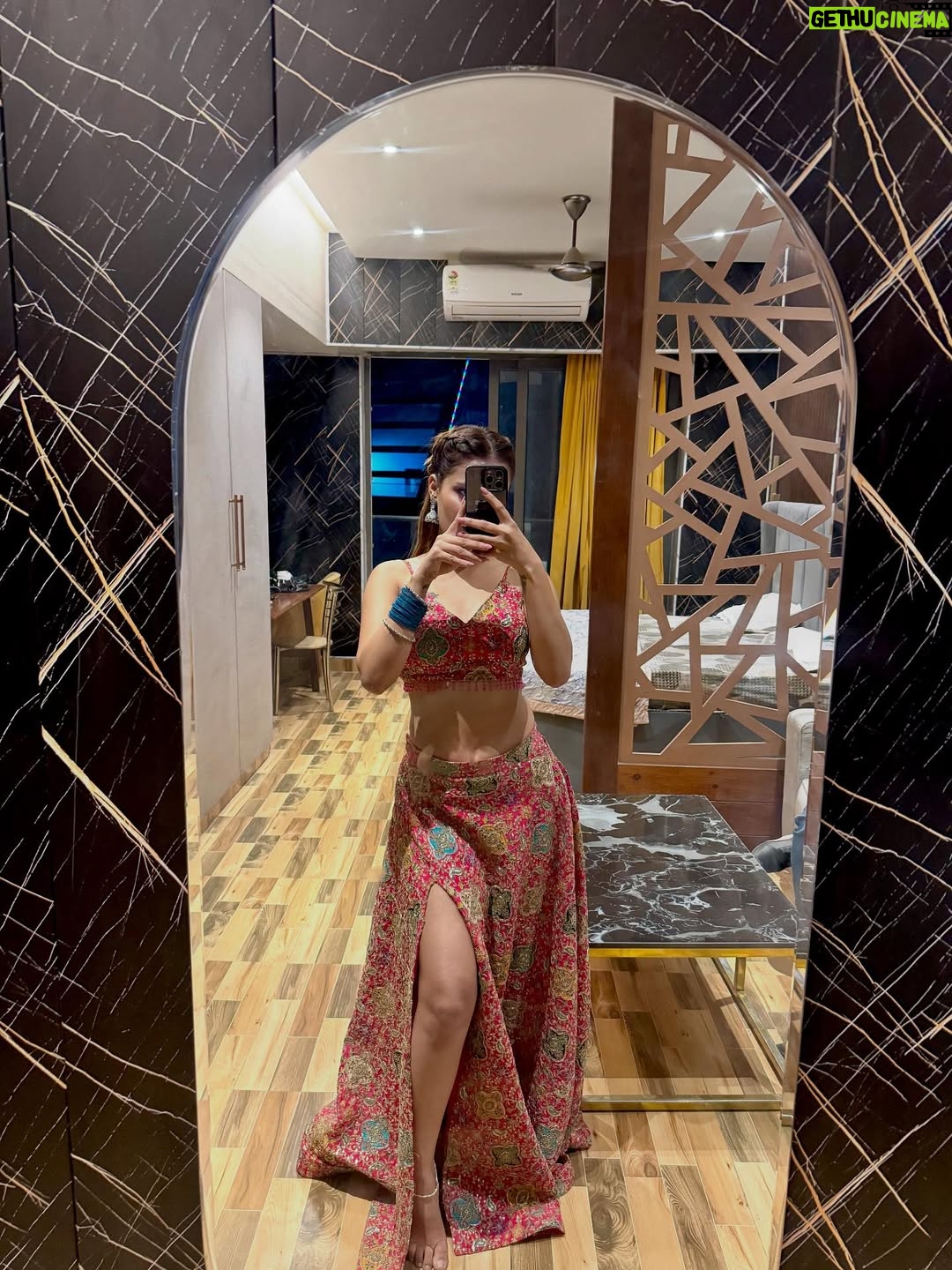 Vaishali Chaudhary Khutail - 56.3K Likes - 🩷