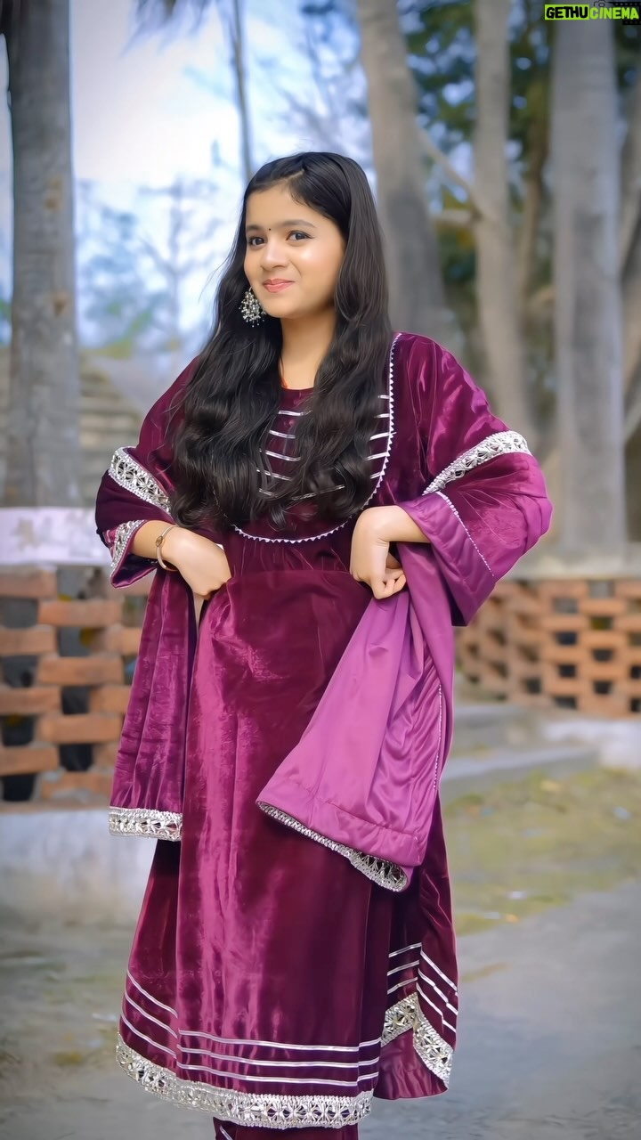 Vaishnavi Seth - 89.3K Likes - 2.5 lakh kaa🙈❤️
.
#reels #reelsinstagram