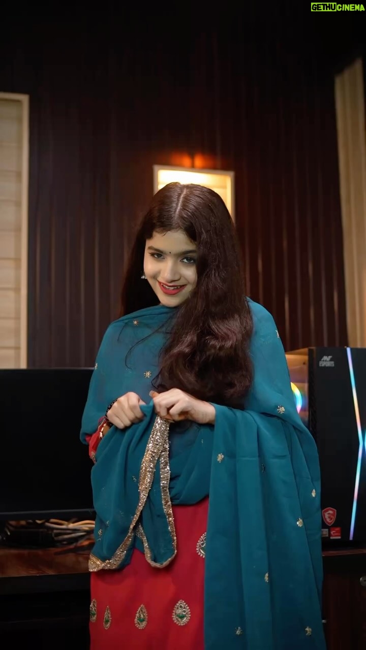 Vaishnavi Seth - 273.6K Likes - 🩷🫶🏻👀40-50 bnde rakhee 
.
#reels #reelsinstagram #reelsitfeelsit