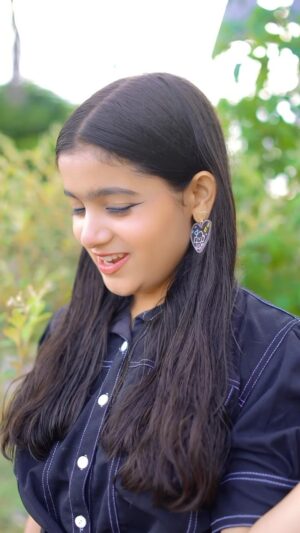 Vaishnavi Seth Instagram - Bullet pe marre 🪬🫶🏻❤️
.
#reels #reelsinstagram