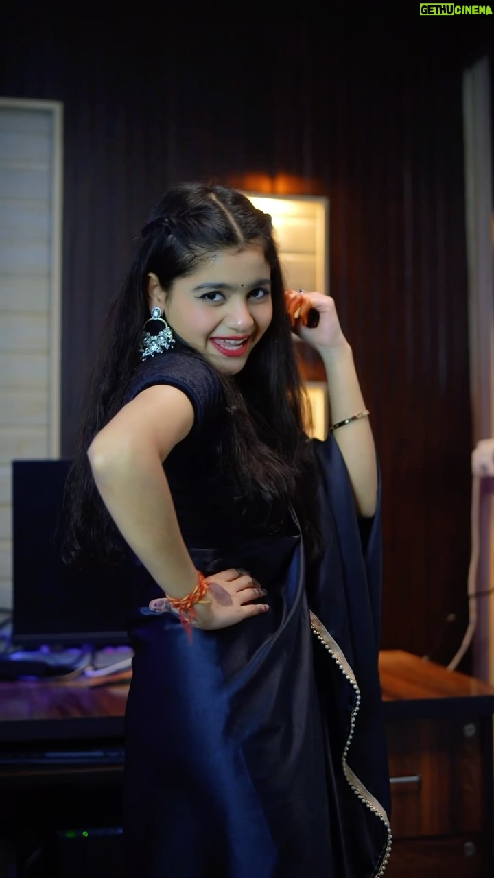 Vaishnavi Seth - 146K Likes - Maybe 🤔 Im not too late too thiss trend ❤️😅🫀
.
#reels #reelsinstagram #reelsitfeelsit