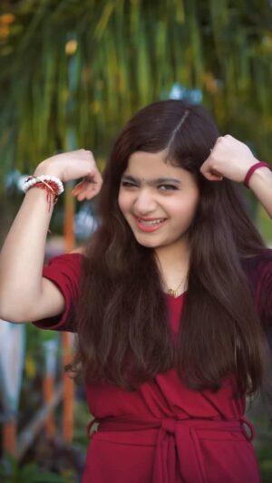 Vaishnavi Seth Instagram - Dil pe pathar ❤️🫀🥹
.
#reels #reelsinstagram #reelsitfeelsit