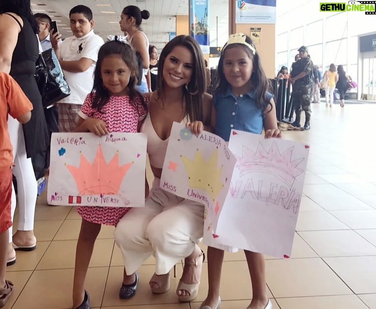 Valeria Piazza - 15.9K Likes - Al parecer el 2026 está trayendo el 2016 de vuelta. Un gran año para mí 💘 así que me uno al trend con estas fotos que cumplen 10 años 🫶🏻🥹 fueron los recuerdos más lindos, sin duda fue un año en el que mi vida cambió ! #nostalgia #2016