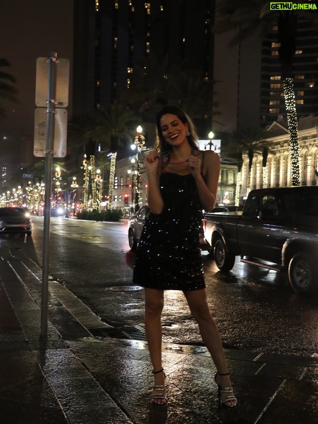 Valeria Piazza - 14.4K Likes - y para el 2026 seguir avanzando junto a mi compañera de vida, junto al alma que la mía necesita. 
•
Que voy a andar pidiendo deseos si hace 16 años ya la vida me cruzo con mucho más de lo que podría soñar.