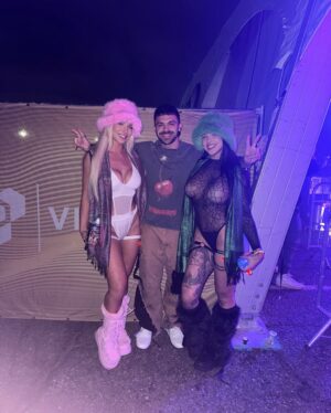 Valerie Bragg Instagram - Recap of new years @decadencearizona
1. W my Shayna
2. @kaiwachiofficial
3. Outfit 2
4. Dub day
5. With Lana 🐱
6. Under my umbrella ella ella
7. Techno babies
8. Our meal for 2 days
9. Stuuuckkk
10. W the girls @shaynaholt @summerbarkan
11. At the rails for the first time
12. Red tongue 👅
13. Heading home
14. Deaddd 💀