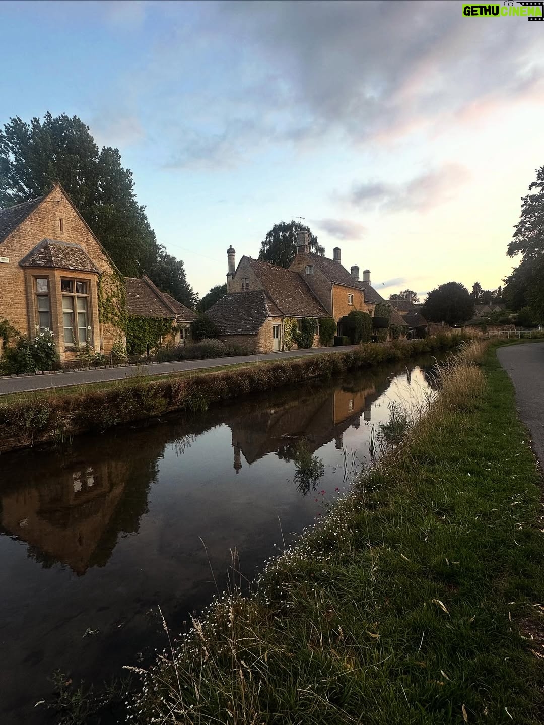 Valorie Curry - 12K Likes - UK photo dump part 2: The Cotswolds
It’s shocking I actually came back.