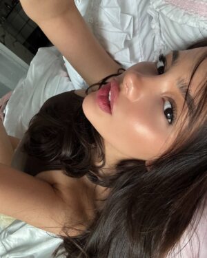 Valya Karnaval Instagram - home home home