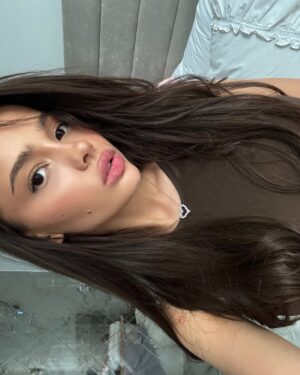 Valya Karnaval Instagram - home home home