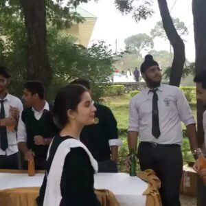 Vamakshi Magotra Instagram - I was cringe and I love it😍