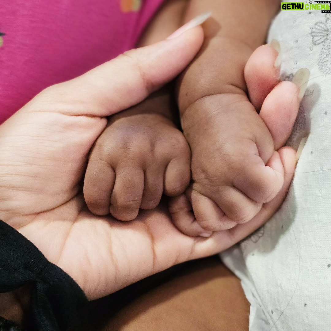Vanessa Cruez - 4.8K Likes - My Sweethearts ❤️❤️

#vanessacruez #twinsofinstagram #babyboy #babygirl #twin #blessings #happiness #love #twins #positivity #mybabies