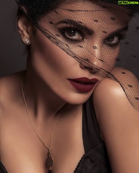Vanessa Giácomo - 3 Likes - #tbt desse ensaio com @pinogomes para @voguebrasil
