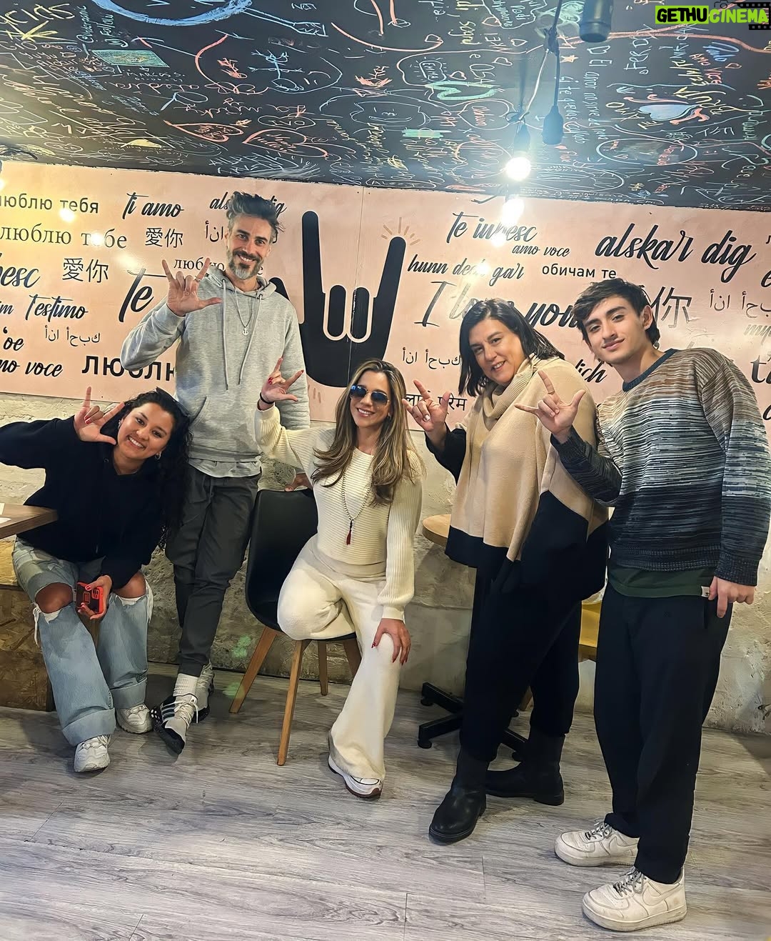 Vanessa Terkes - 9.5K Likes - Gracias por tanto mi querida Arequipa 🤍 Fue un viaje lleno de aprendizaje, amistad, inclusión, sonrisas, deliciosa comida, extraordinario clima y gente maravillosa entre muchasss otras cosas. Me quede con ganas de regresar pronto. Gracias! Gracias , Gracias 🤟