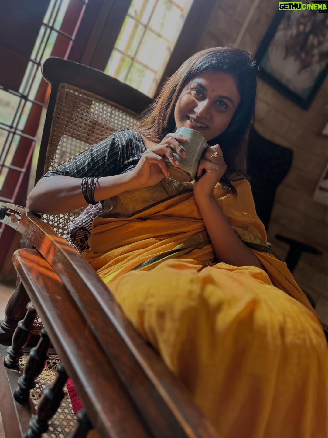 Vani YM - 2.2K Likes - ಏಕಾಂತವೇ ಸ್ವರ್ಗವೇ 😍