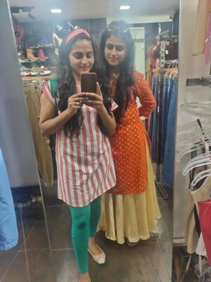 Vani YM Instagram - ಮಕ್ಕಳಾಗಿ ಇದ್ದಾಗಿನಿಂದ ನಿಂಗೊಂದು ಮಗು ಅಗೋವರ್ಗು ಅದೇ ಹಾರಾಟ, ಅದೇ ಕಿರ್ಚಾಟ, ಅದೇ ಹೊಡೆದಾಟ but still I’ll give you first preference Because you born in the last month ಮಜ್ಜಾ ಮಾಡು 😬😬🤡💩☠️👺🤠👹👻. HBD kannavva makalavva 💀