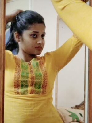 Vani YM Instagram - ಮಕ್ಕಳಾಗಿ ಇದ್ದಾಗಿನಿಂದ ನಿಂಗೊಂದು ಮಗು ಅಗೋವರ್ಗು ಅದೇ ಹಾರಾಟ, ಅದೇ ಕಿರ್ಚಾಟ, ಅದೇ ಹೊಡೆದಾಟ but still I’ll give you first preference Because you born in the last month ಮಜ್ಜಾ ಮಾಡು 😬😬🤡💩☠️👺🤠👹👻. HBD kannavva makalavva 💀