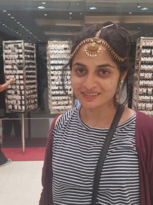 Vani YM Instagram - ಮಕ್ಕಳಾಗಿ ಇದ್ದಾಗಿನಿಂದ ನಿಂಗೊಂದು ಮಗು ಅಗೋವರ್ಗು ಅದೇ ಹಾರಾಟ, ಅದೇ ಕಿರ್ಚಾಟ, ಅದೇ ಹೊಡೆದಾಟ but still I’ll give you first preference Because you born in the last month ಮಜ್ಜಾ ಮಾಡು 😬😬🤡💩☠️👺🤠👹👻. HBD kannavva makalavva 💀