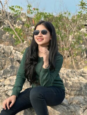 Vanshika Kanda Instagram - 🖤💚 #insta #instagram #instagood #instadaily #love #instalike #like #follow #photography #photo #photooftheday #viral #trending #likeforlikes #instamood #picoftheday #india #fashion #likes #followforfollowback #nature #instapic #happy #style #explore #life #explorepage #model #art #beautiful