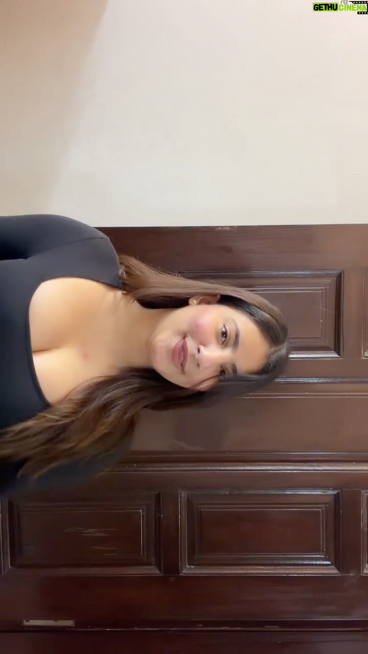 Vanya Nagpal - 38.4K Likes - 🖤💙