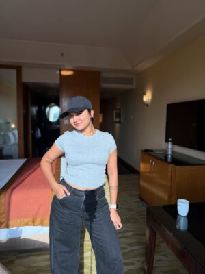 Varsha Kaveri Instagram - Catching flights and good lighting ✈️✨

#varshakaveri #instagram