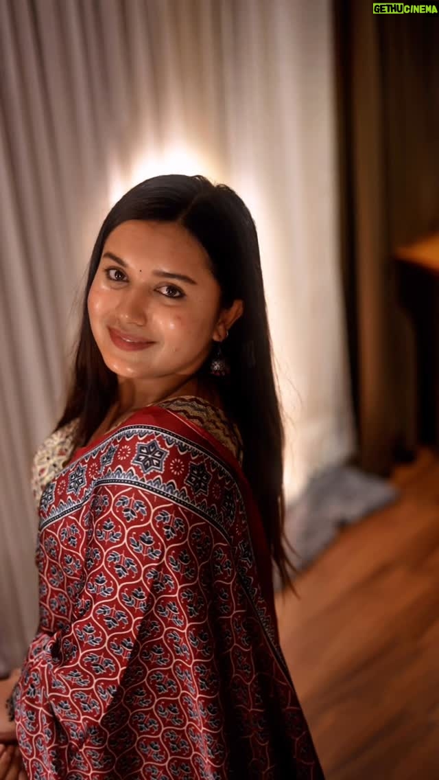 Varsha Kaveri - 109.3K Likes - Wait for my dance🫣♥️🧿

#varshakaveri #minnalvala #instagram #reelitfeelit