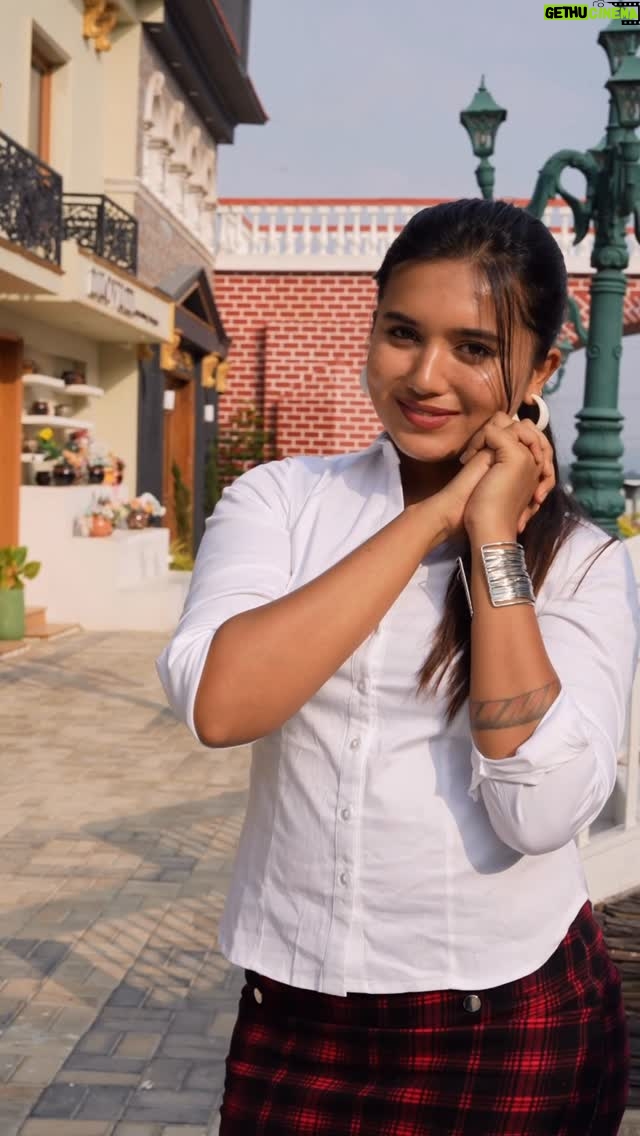 Varsha Kaveri - 113.8K Likes - Comment your favorite movie of “ರಮ್ಯಾ” mam 😍🧿
@divyaspandana 🫶

#varshastribute 

#varshakaveri #instagram #reelitfeelit