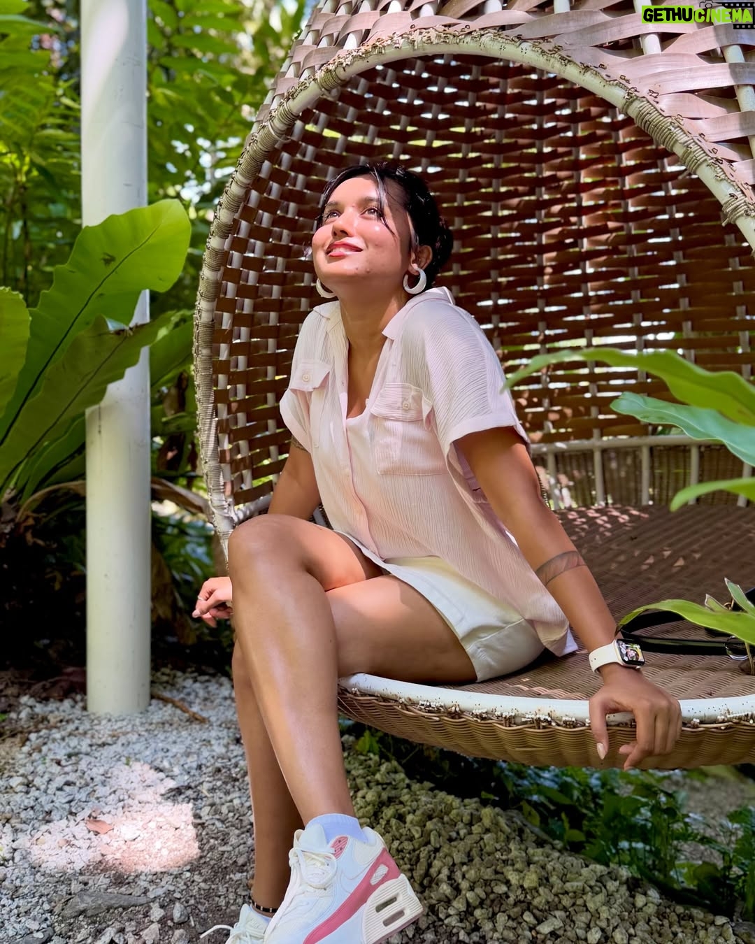 Varsha Kaveri - 99.7K Likes - Hadonavve ohoho🤭🌸🧿

#varshakaveri
