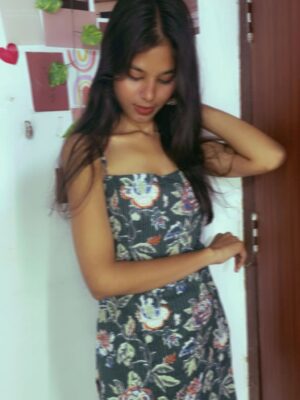 Varsha Sapna Instagram - 👀💕🎀✨….. @rajamthreads
#instagram #reelitfeelit #reelkarofeelkaro #goviral #ᴇxᴘʟᴏʀᴇᴘᴀɢᴇ