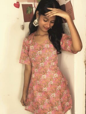 Varsha Sapna Instagram - 👀💕🎀✨….. @rajamthreads
#instagram #reelitfeelit #reelkarofeelkaro #goviral #ᴇxᴘʟᴏʀᴇᴘᴀɢᴇ