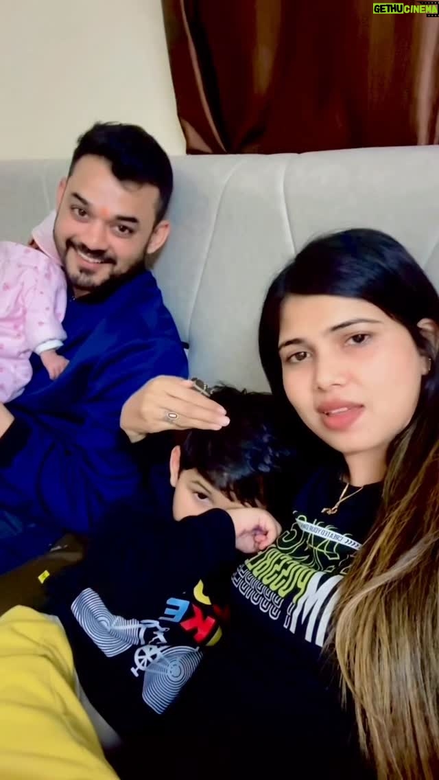 Varsha Yadav - 102.9K Likes - Baat sahi hai bhai 🤣🤣