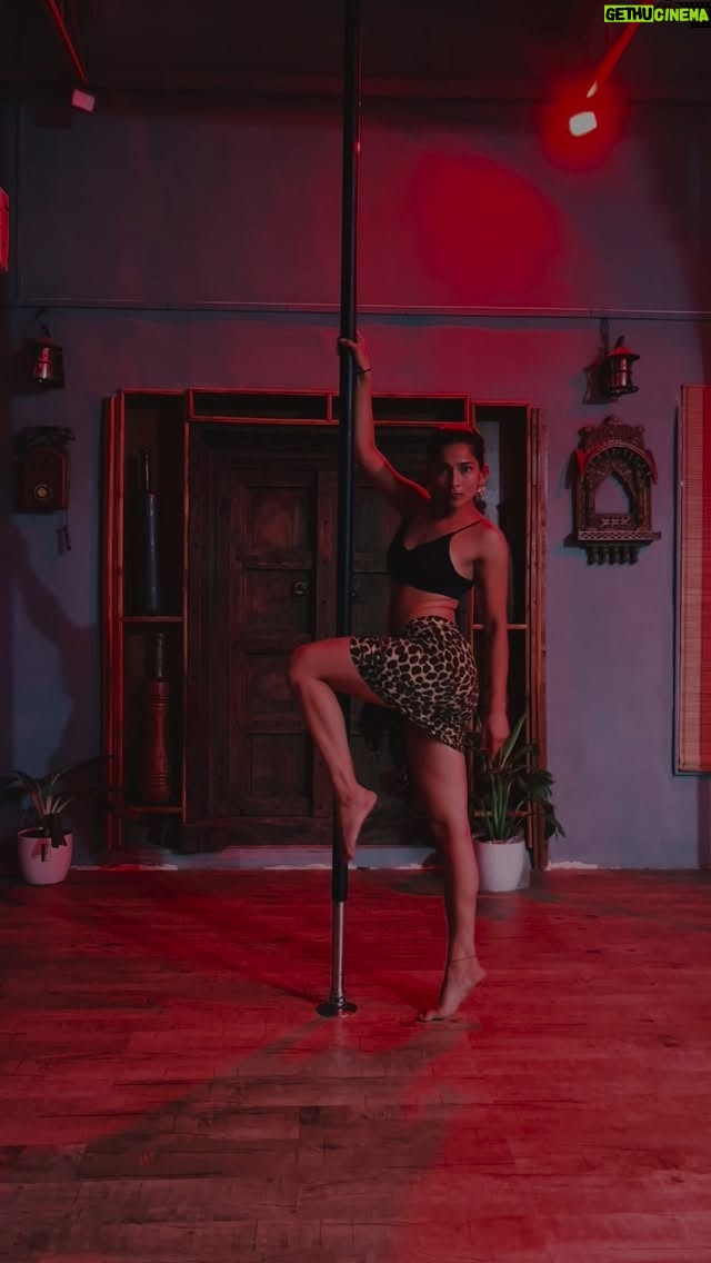 Vartika Jha - 65.6K Likes - Jump @tyla ❤️
@reyrzy ❤️

Space. @anokha_fitness_studio ❤️
Captured by the prettiest. @ninisha.rasaily di😘
Pole teacher - The best @lipsa893 ma’am 😘