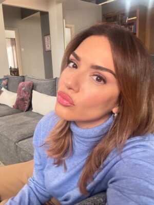 Vaso Laskaraki Instagram - Γύρισμα 🎥
——————
Το Σόι Σου επεισόδιο 19 😜
#tosoisou #tuesdaymood #selfie🤳