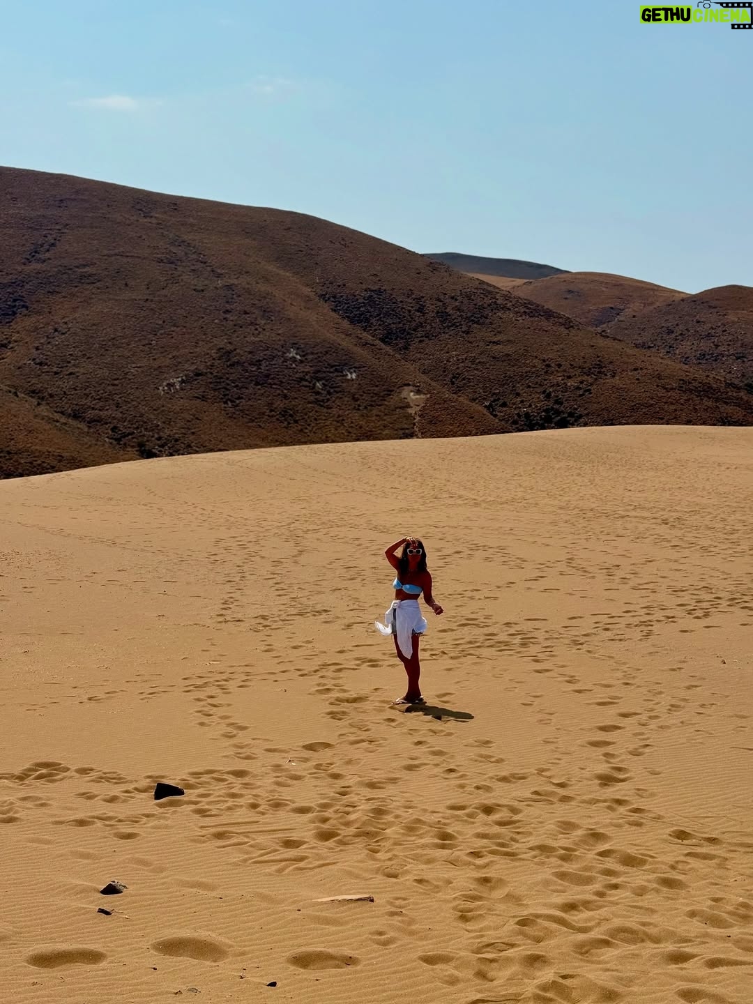 Vaso Laskaraki - 25.3K Likes - Σε μαγικά νησιά ….🏝️
Λημνος 
📍το 8ο μεγαλύτερο νησί μας 
📍με πλούσια ιστορία 
📍με ατελείωτα πράγματα να εξερευνήσεις -που ίσως μια φορά δε θα σου φτάσει- 
📍φαγητό που λέει πολλά 🤤 
📍Παραλίες πολλες κι όλες κρυστάλλινες 
#lemnos #alykes #ammothines #faraklo