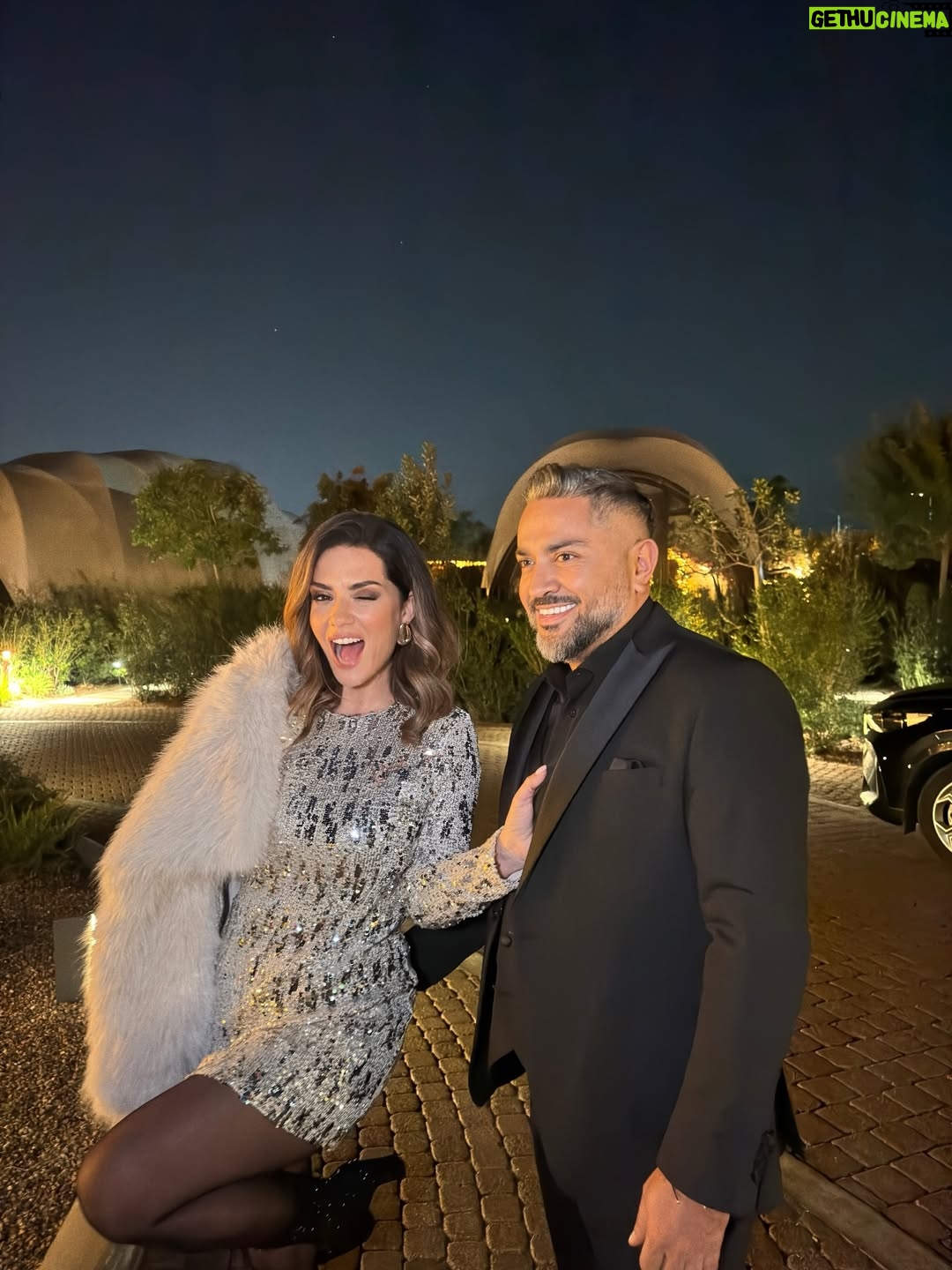 Vaso Laskaraki - 48.2K Likes - Γιορτάζεις εσύ σήμερα… κι εγώ που σε έχω κάθε μέρα 😉 Χρόνια πολλά, αγάπη μου σε ευχαριστώ που κάνεις την ζωή μου πιο ωραία , πιο αστεία  και κυρίως  πιο απρόβλεπτη 🤗
Να σε χαιρόμαστε 
#happynameday #lefteris #loveyou #myman