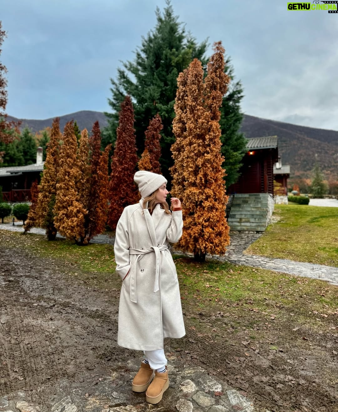 Vaso Laskaraki - 22.7K Likes - Χειμωνιάτικο τοπίο 🥶
————————————
#december #winterseason