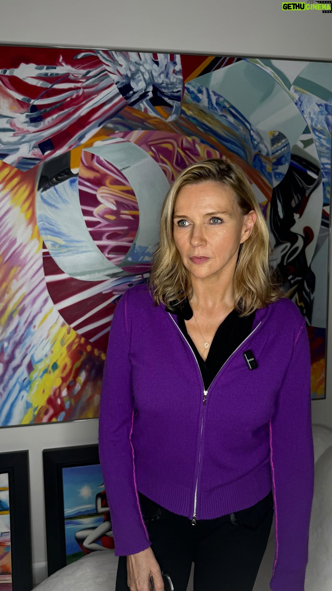 Veronica Ferres - 5.6K Likes - Dieses Jahr lasse ich falsche Freunde hinter mir und höre auf, mich für Menschen zu verbiegen, die gar nicht in mein Leben passen.

Mehr Ehrlichkeit, mehr Grenzen, mehr Platz für die richtigen Menschen.

#2026 #fakefriends #selflove