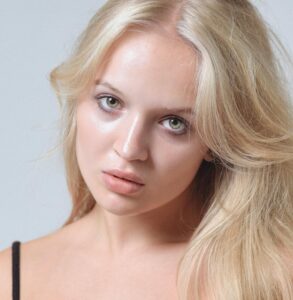 Actress Veronika Lukyanenko HD Photos and Wallpapers September 2025
