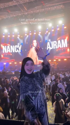 Veve Zulfikar Instagram - this was my 1st concert ever ! i've never go to another concert except this š„¹šā¤ļø really really happy to see uu in person & heard ur voice n song in real life. can't wait to come to ur next concert in Indonesia @nancyajram š®š© please come fastt !!
big thanks to @rajawaliindonesia @anas_alimi as a Founder and Promotor of Nancy Ajram's Concert š¤ we are waiting for another Arabic Concert with other Arabic singers
