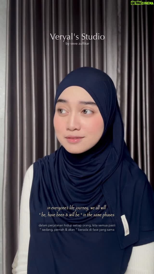 Veve Zulfikar - 3 Likes - so, where is ur part of the story? write ur comments 👀❤️‍🩹

Lubna Pashmina Space Blue by @veryalsstudio
