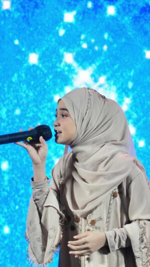 Veve Zulfikar Instagram - Santri adalah pilar kebangkitan ummat, dengan ilmu & akhlaq santri dapat membangun masa depan yang cerah šā
ļøš«š
Selamat Hari Santri Nasional 2025
Mengawal Indonesia Merdeka Menuju Peradaban Dunia
š Pesantren Award 2025 @kemenag_ri š