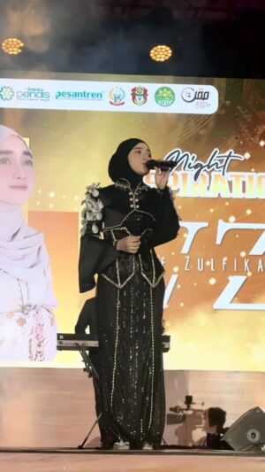 Veve Zulfikar Instagram - ⨠⨠اŁŲŁŲ§Ų© Ų¬Ł
ŁŁŲ© Ų ŁŲ§ŲØŲŖŲ³Ł
ŁŲ§Ų³ŲŖŁ
ŲŖŲ¹ ŲØŁŲ§ š
šš¤ āŖāŖ@mawaddatulhaqāŖ @by.maw