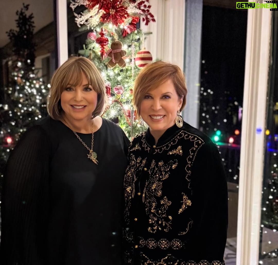 Vicki Lawrence - 13.8K Likes - I’m still trying to process what happened at my home last Wednesday. My sister and I put together the most memorable holiday party ever. Our favorite caterer, our three favorite musicians, and 40 of our closest friends.