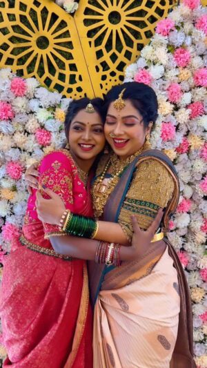 Vijaya Lakshmi Instagram - Tag your sister♥️🌸
.
#serial #mynaa #meghashreegowda #viral #viralvideos #reels #instagram #trending
