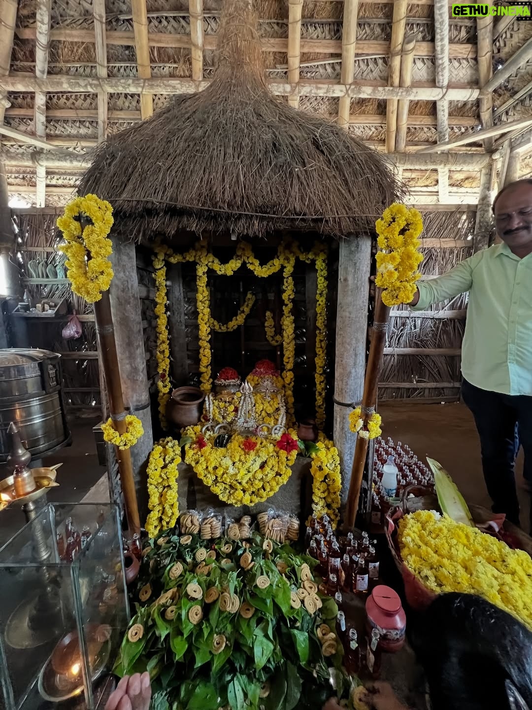 Vijaya Lakshmi - 257.3K Likes - ಸ್ವಾಮಿ ಕೊರಗಜ್ಜ 🙏🏻🌺✨

#koragajja #adistalakorgajja #daiva #kuttar #mangaluru