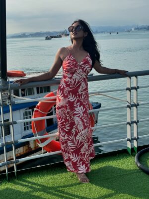 Vijaya Lakshmi Instagram - Another photo dump🤭  #final #dump 

#photography #explore #photoshoot #classy #exploremore #sassygirl #trendingnow #colorskannada #beautiful #udayatv #ootd #fypシ #follow #nikond5600 #bengaluru #kerala #instagramreels #vietnam #vairalreels