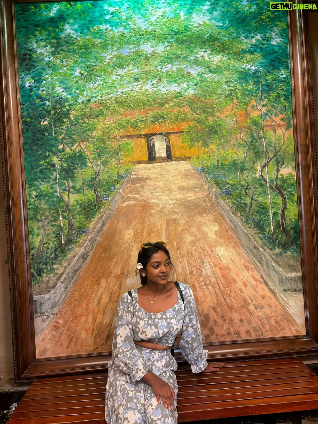 Vijaya Lakshmi - 52.1K Likes - Another photo dump🤭  #final #dump 

#photography #explore #photoshoot #classy #exploremore #sassygirl #trendingnow #colorskannada #beautiful #udayatv #ootd #fypシ #follow #nikond5600 #bengaluru #kerala #instagramreels #vietnam #vairalreels