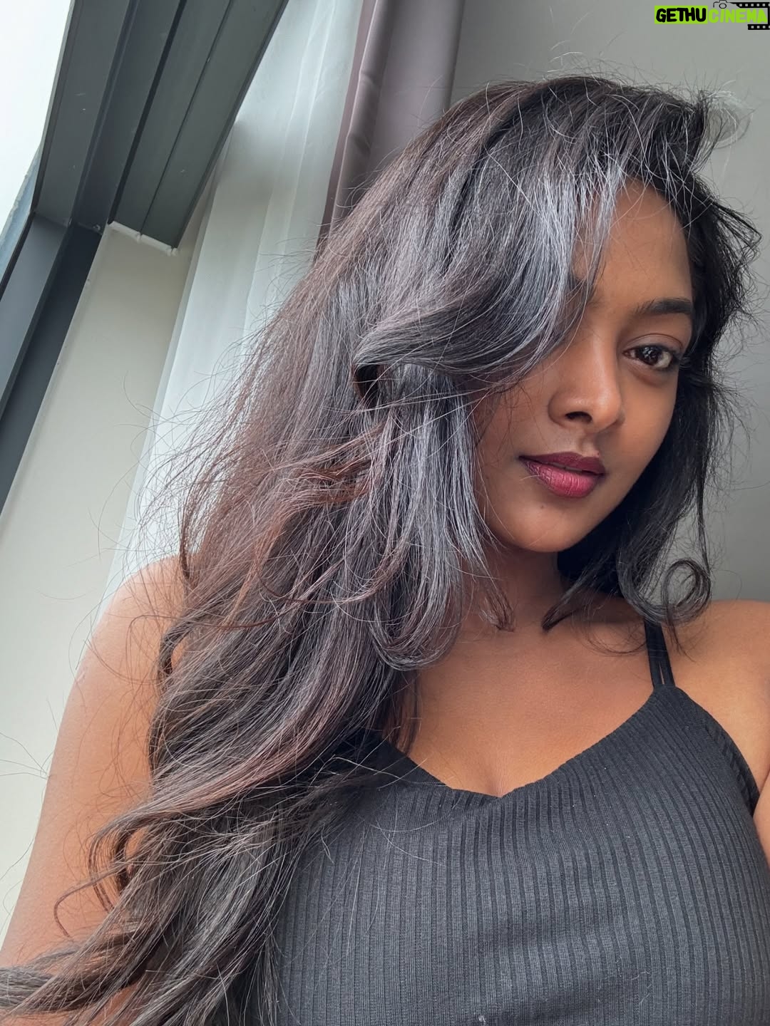 Vijaya Lakshmi - 52.1K Likes - Another photo dump🤭  #final #dump 

#photography #explore #photoshoot #classy #exploremore #sassygirl #trendingnow #colorskannada #beautiful #udayatv #ootd #fypシ #follow #nikond5600 #bengaluru #kerala #instagramreels #vietnam #vairalreels