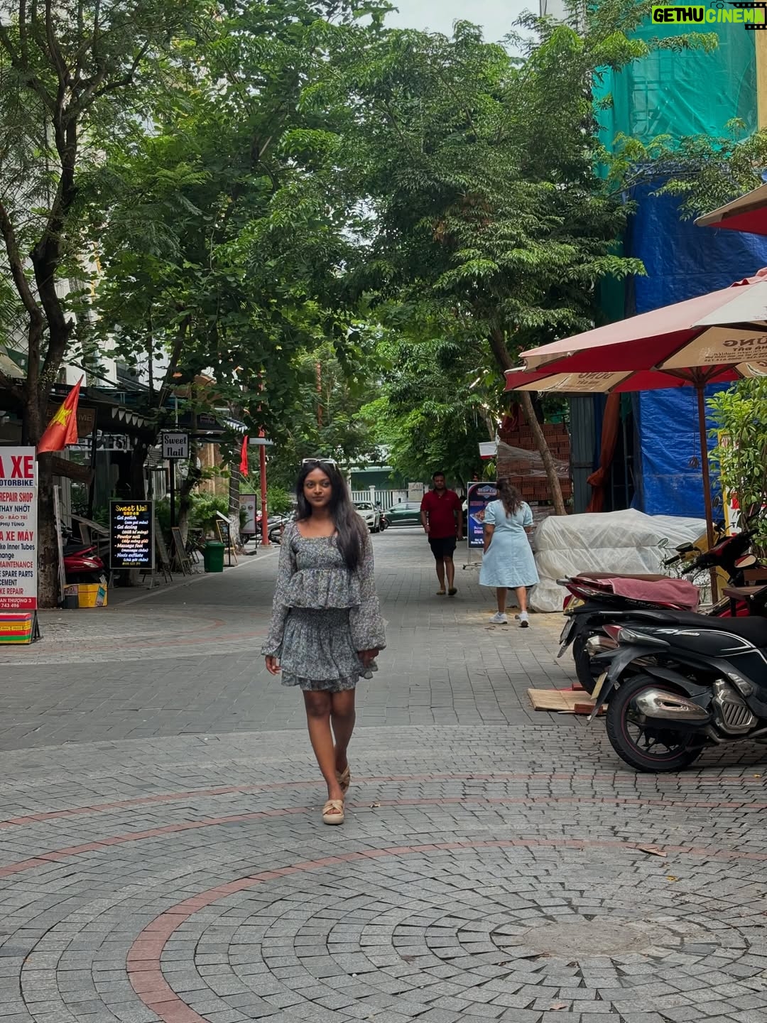Vijaya Lakshmi - 19.4K Likes - New me, new world 🌈

#photography #explore #photoshoot #classy #exploremore #sassygirl #trendingnow #colorskannada #beautiful #udayatv #ootd #fypシ #follow #nikond5600 #bengaluru #kerala #instagramreels #vairalreels