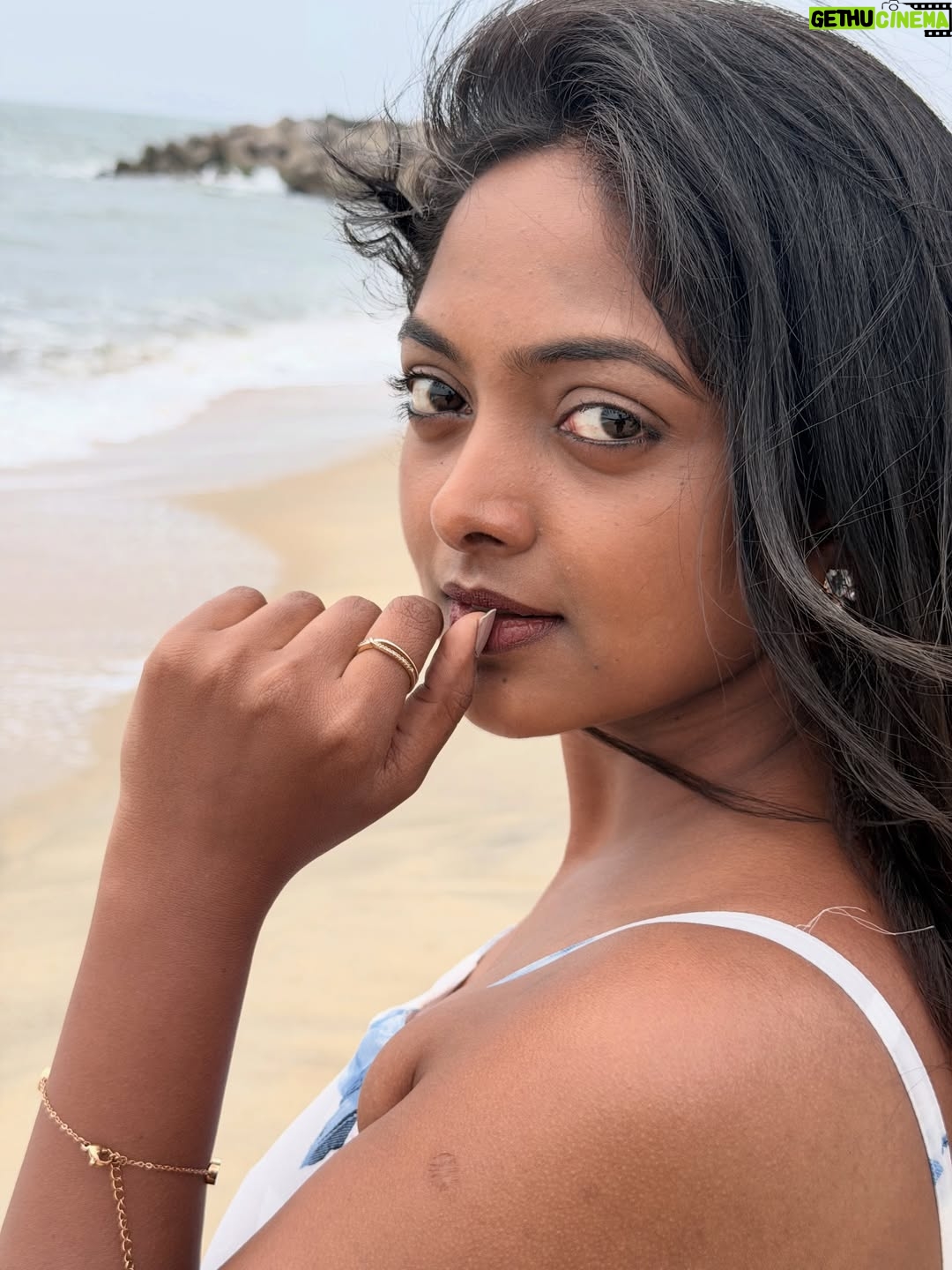 Vijaya Lakshmi - 22.8K Likes - ಸರಿ ಸರಿ ನಾ ಚೋರಿಯು❤️ 

Pc @sunaad_gowtham @amruthayadavn thanku guys✨

#kannada #explore #photoshoot #follow #darshan