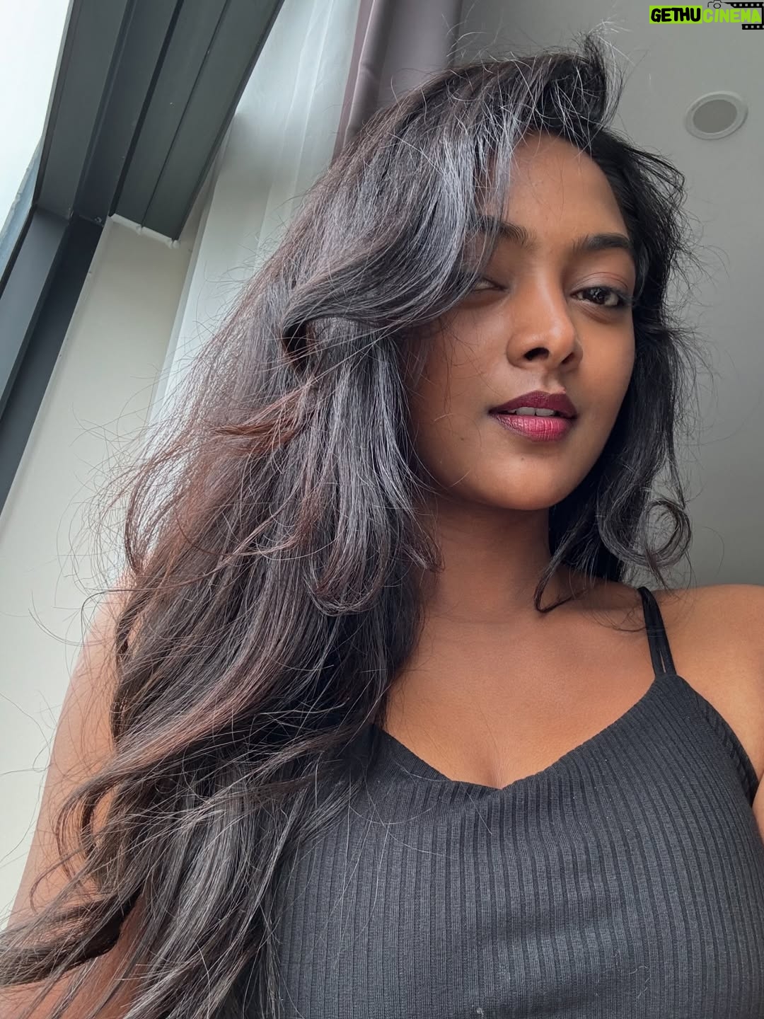 Vijaya Lakshmi - 52.1K Likes - Another photo dump🤭  #final #dump 

#photography #explore #photoshoot #classy #exploremore #sassygirl #trendingnow #colorskannada #beautiful #udayatv #ootd #fypシ #follow #nikond5600 #bengaluru #kerala #instagramreels #vietnam #vairalreels
