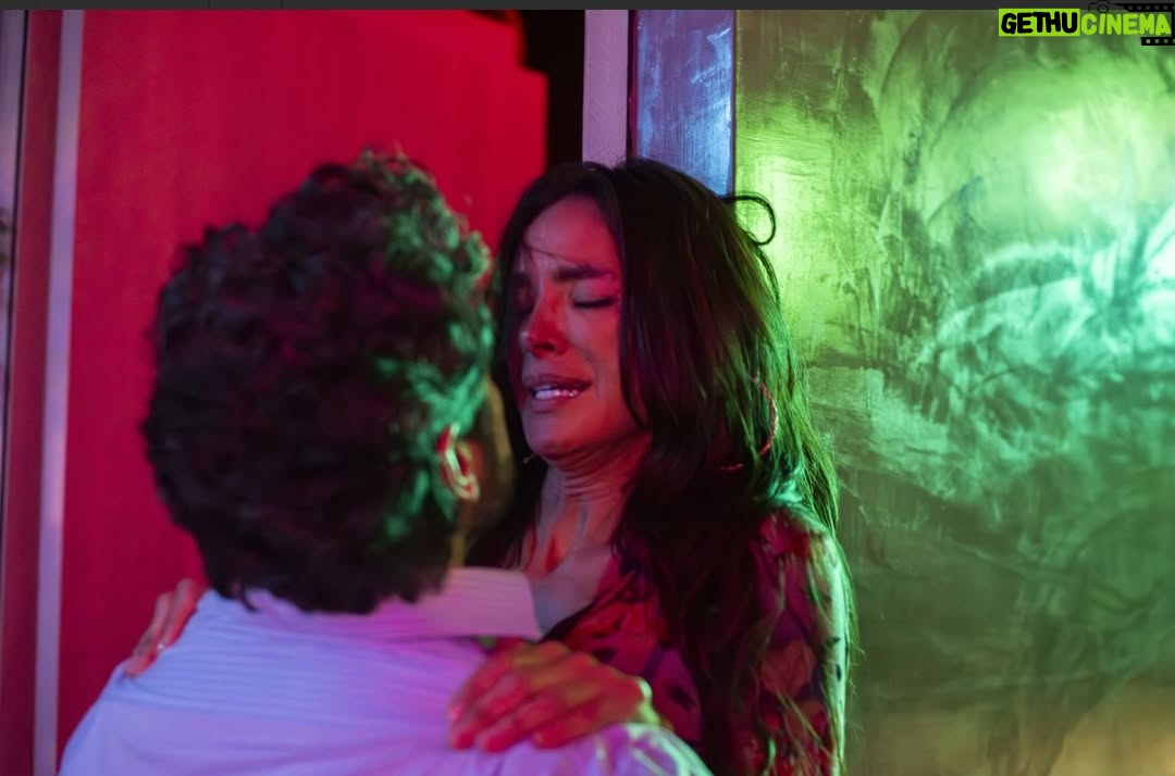 Viña Machado - 1.2K Likes - ¿Quien tiene la verdad? #lasdesiempre esta noche 9:30 pm @canalrcn